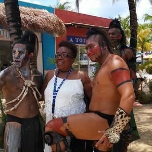 Meet your Posher, Janet